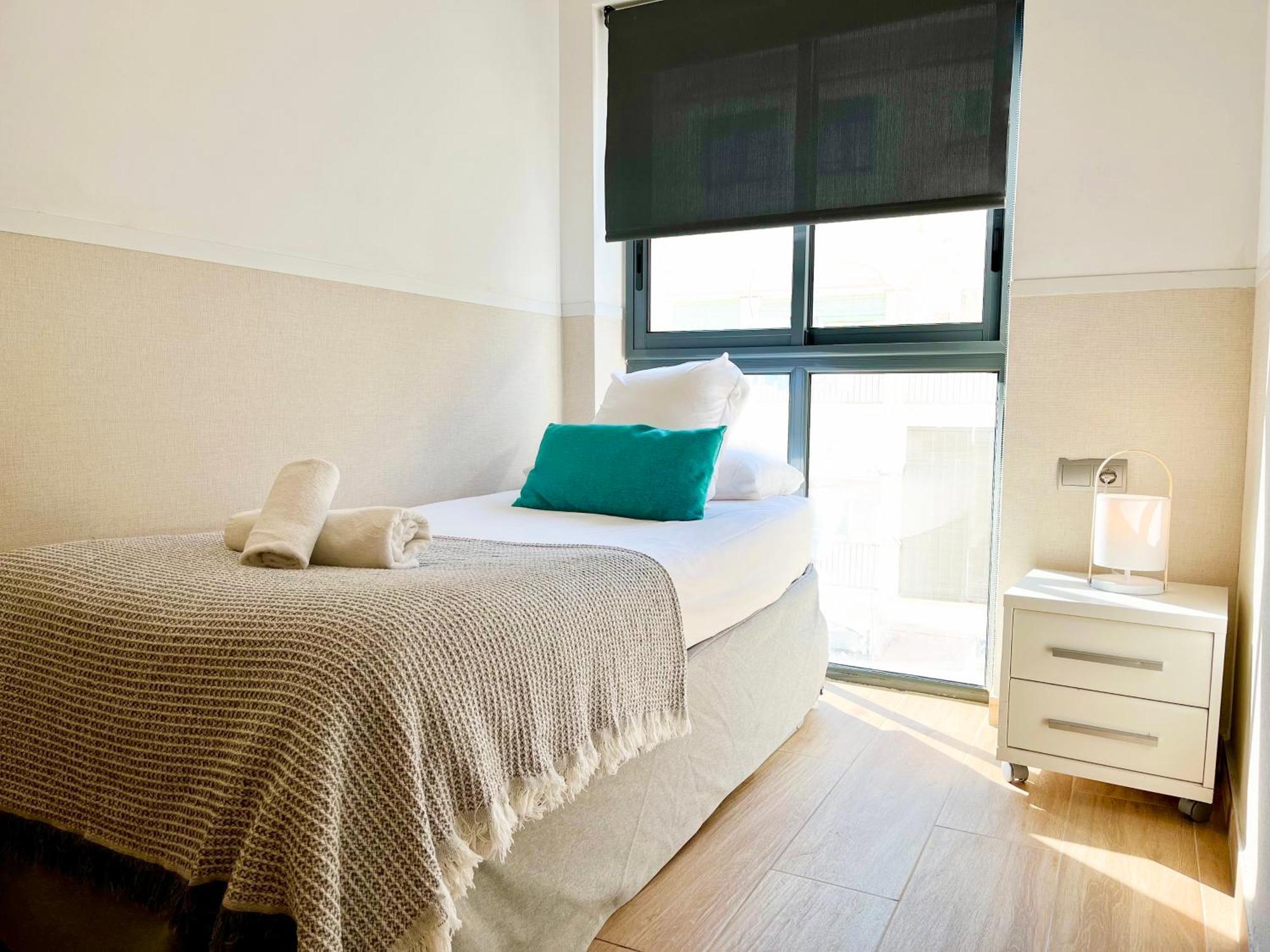 Feelathome Mozart Apartments Barcelona Bagian luar foto