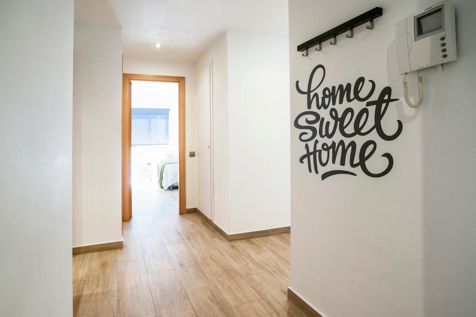 Feelathome Mozart Apartments Barcelona Bagian luar foto