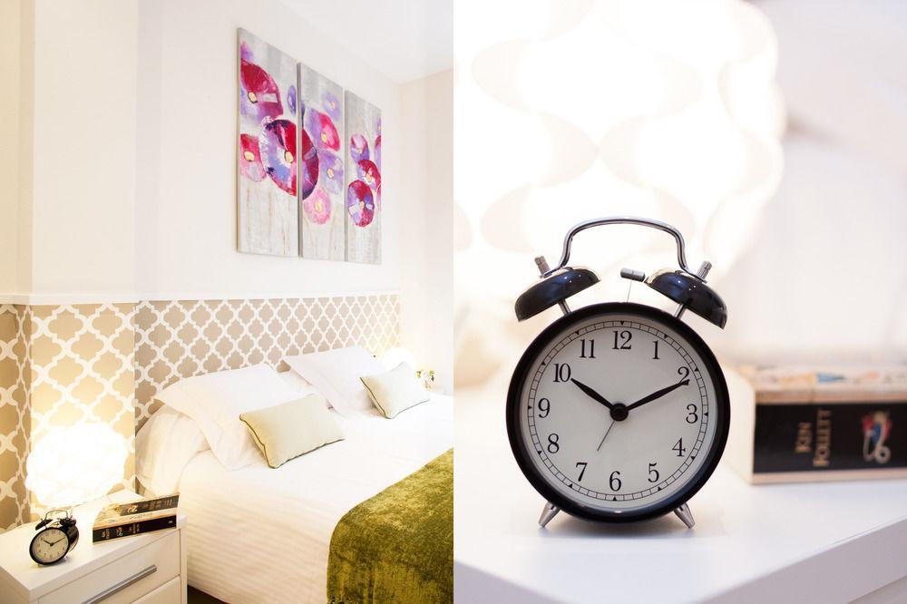 Feelathome Mozart Apartments Barcelona Bagian luar foto