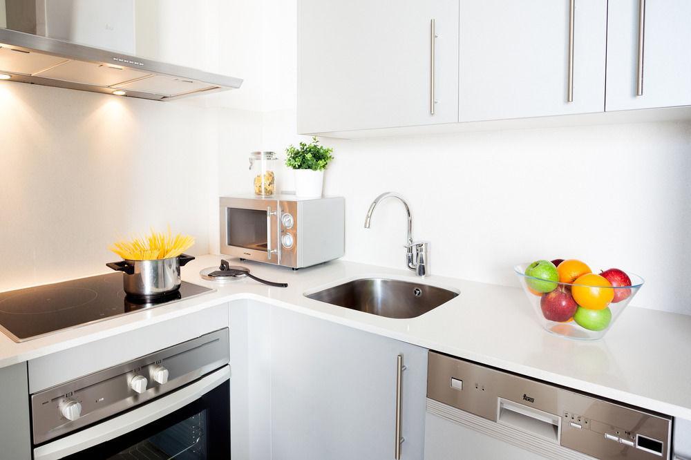 Feelathome Mozart Apartments Barcelona Bagian luar foto