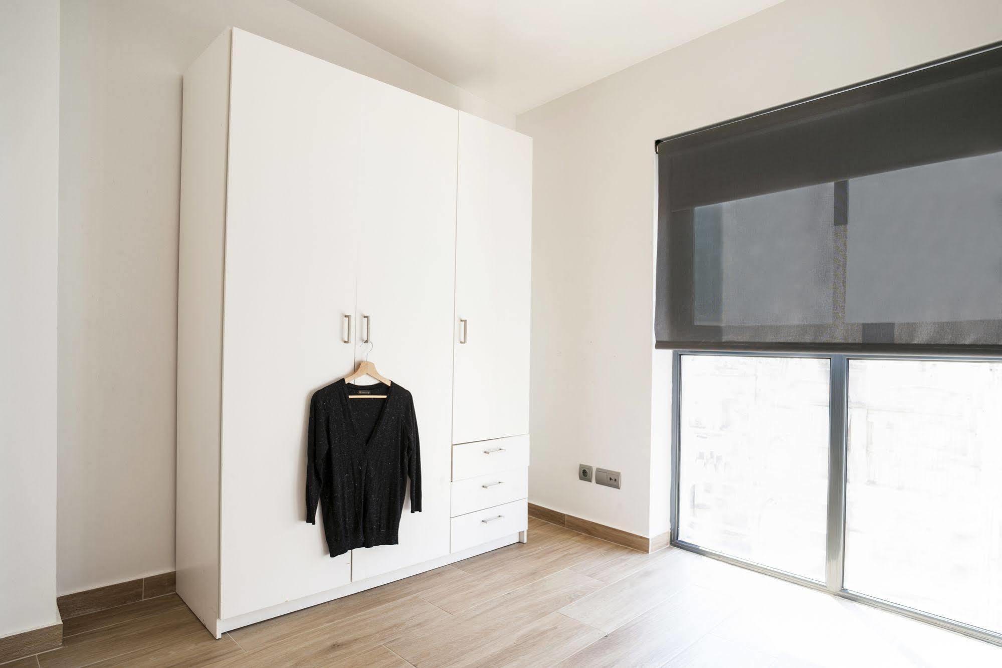 Feelathome Mozart Apartments Barcelona Bagian luar foto